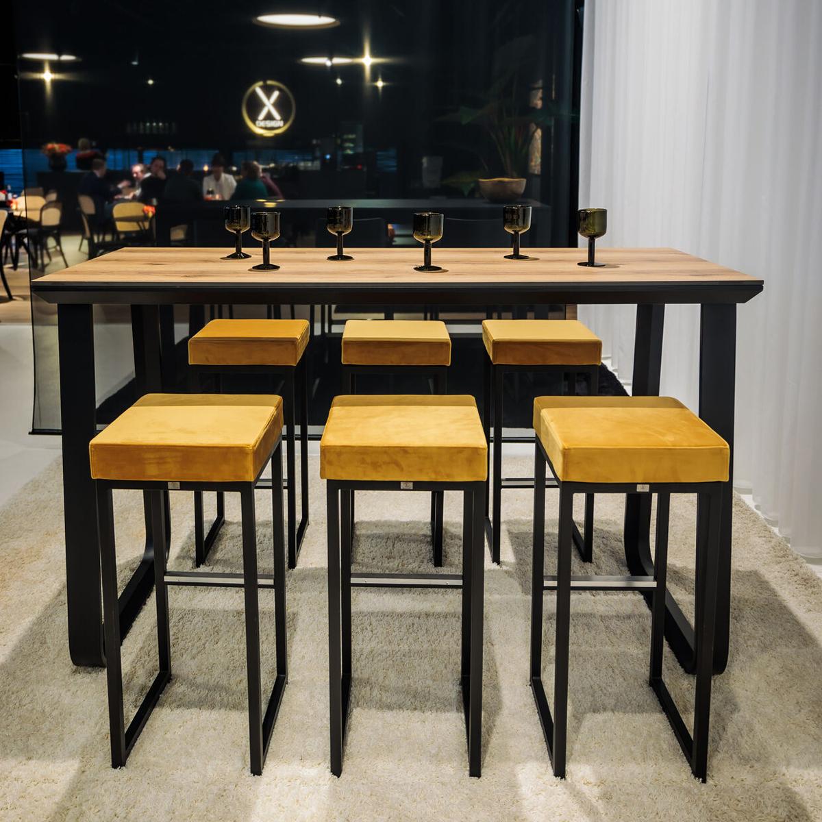 Featured: Utah black poseur table with Nevada stools, gold pad.