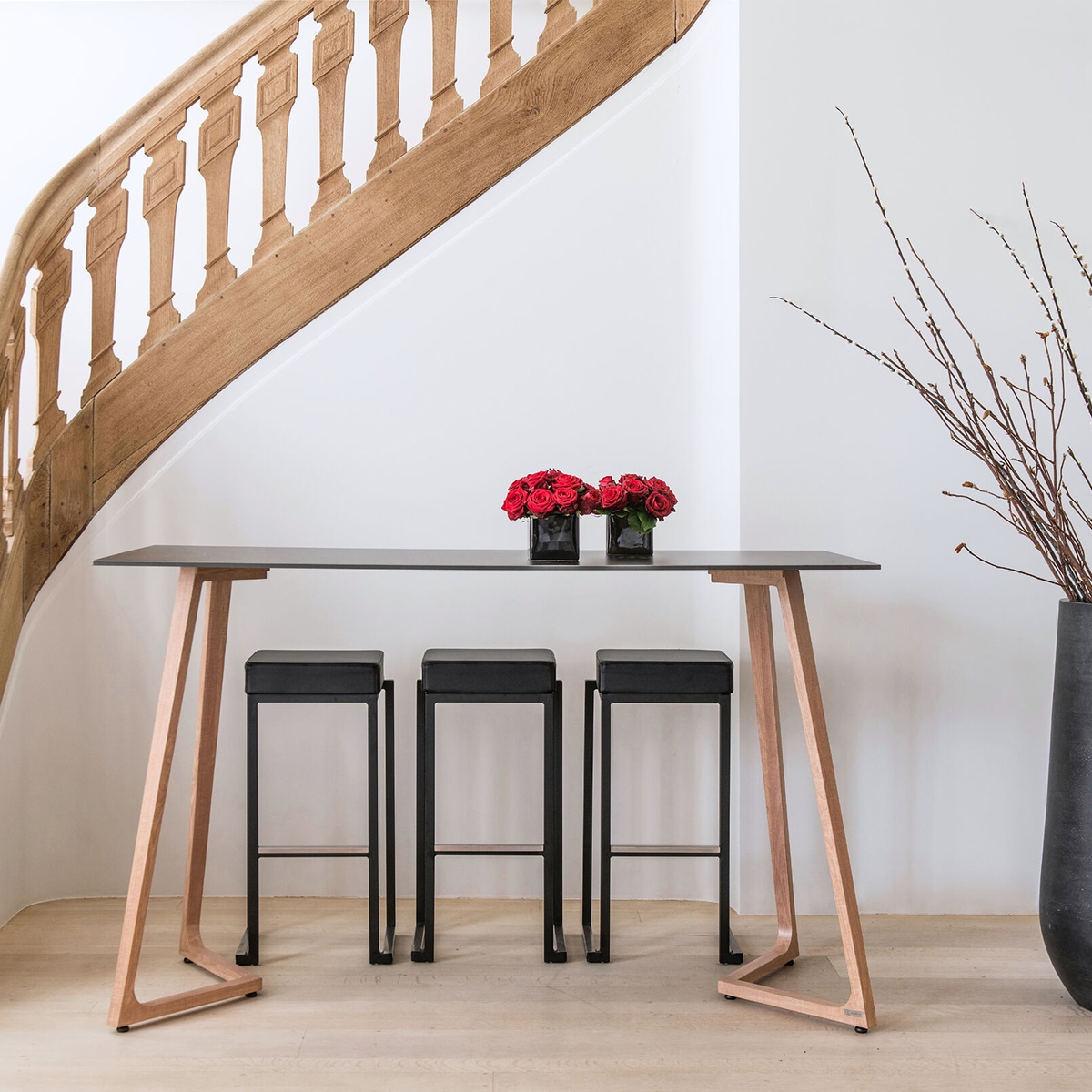 Boston Double Poseur Table - Black