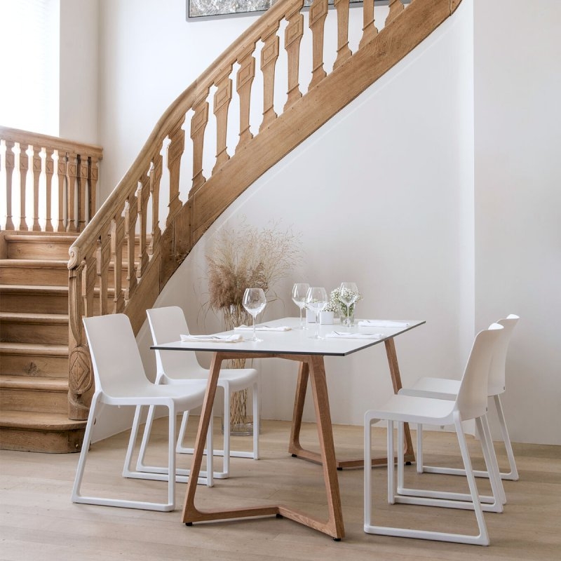 White Kansas Linking Chair